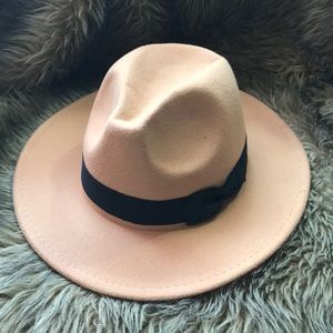 Women’s Camel Wool Fedora